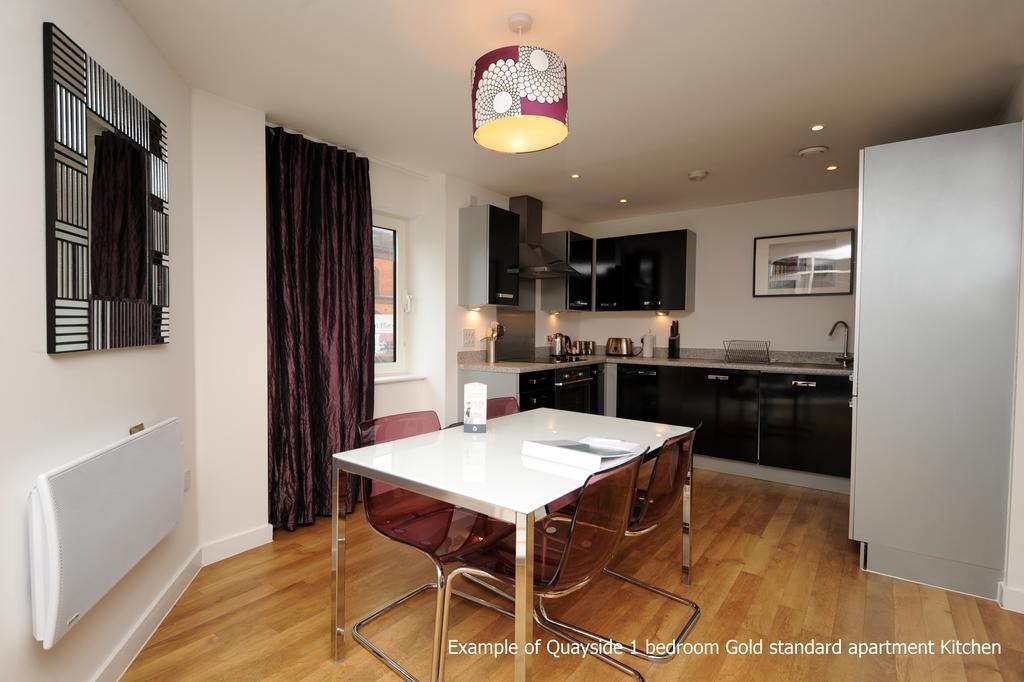 Quayside Serviced Apartments Cardiff Extérieur photo